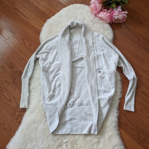 ARITZIA Wilfred Diderot Open-Front Cocoon Cardigan xsmall - Picture 3 of 9